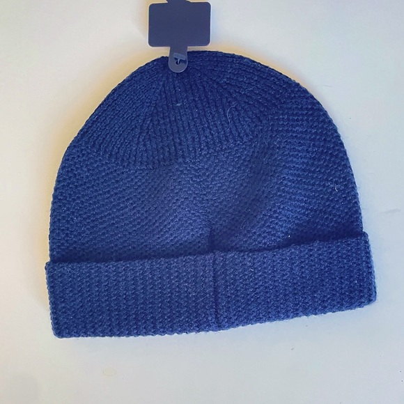 Polo by Ralph knitted Navy Blue beanie with classic pony. - Picture 2 of 4